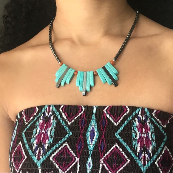 Necklace. Statement accent piece, exotic stone - Picture 2 of 4